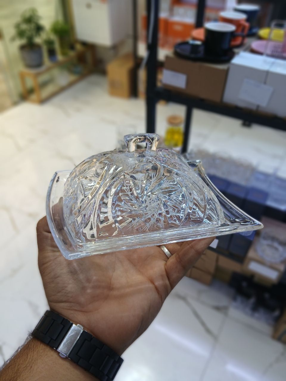 کره خوری کریستال