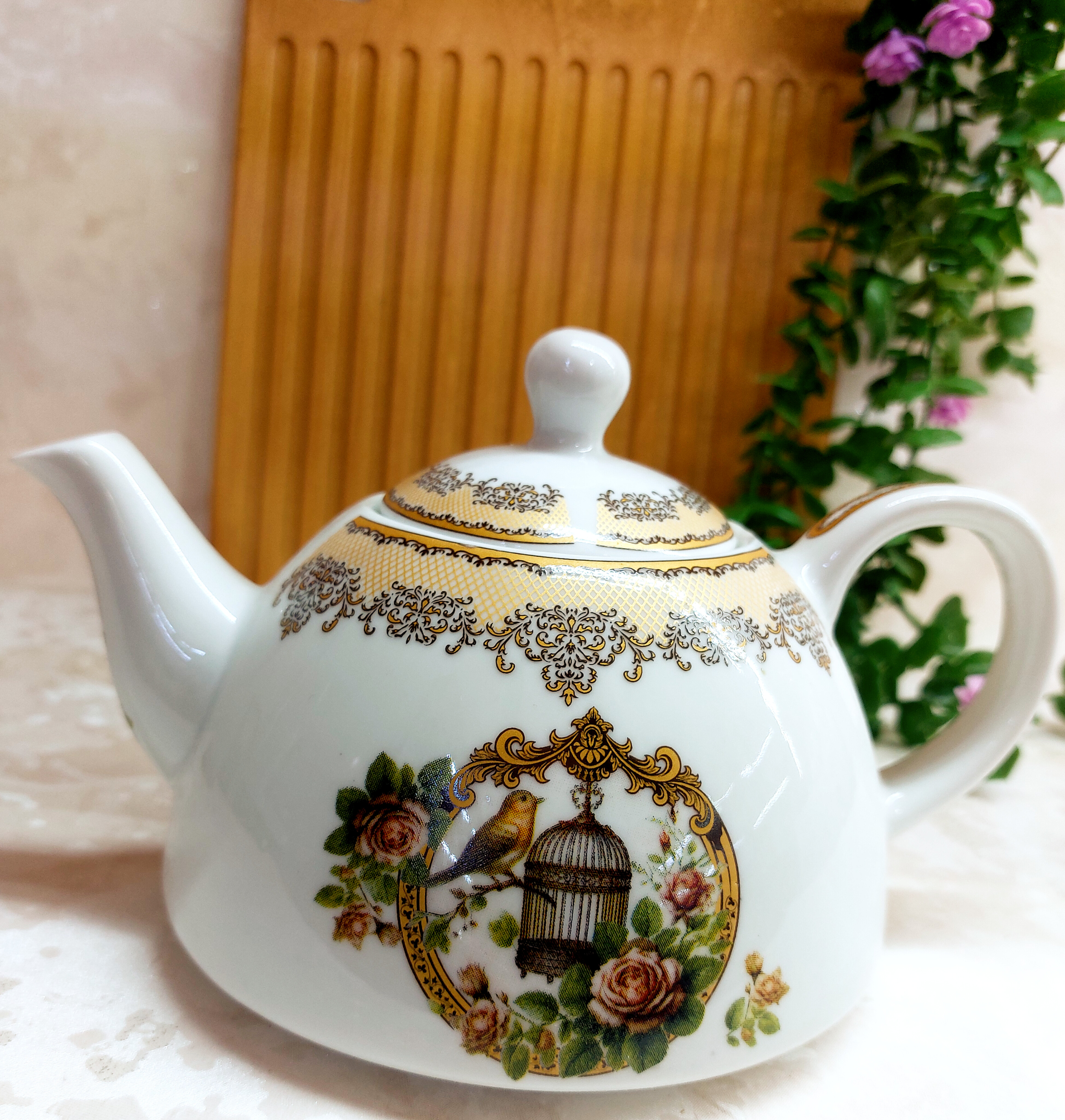 قوری چینی مرغ آمین