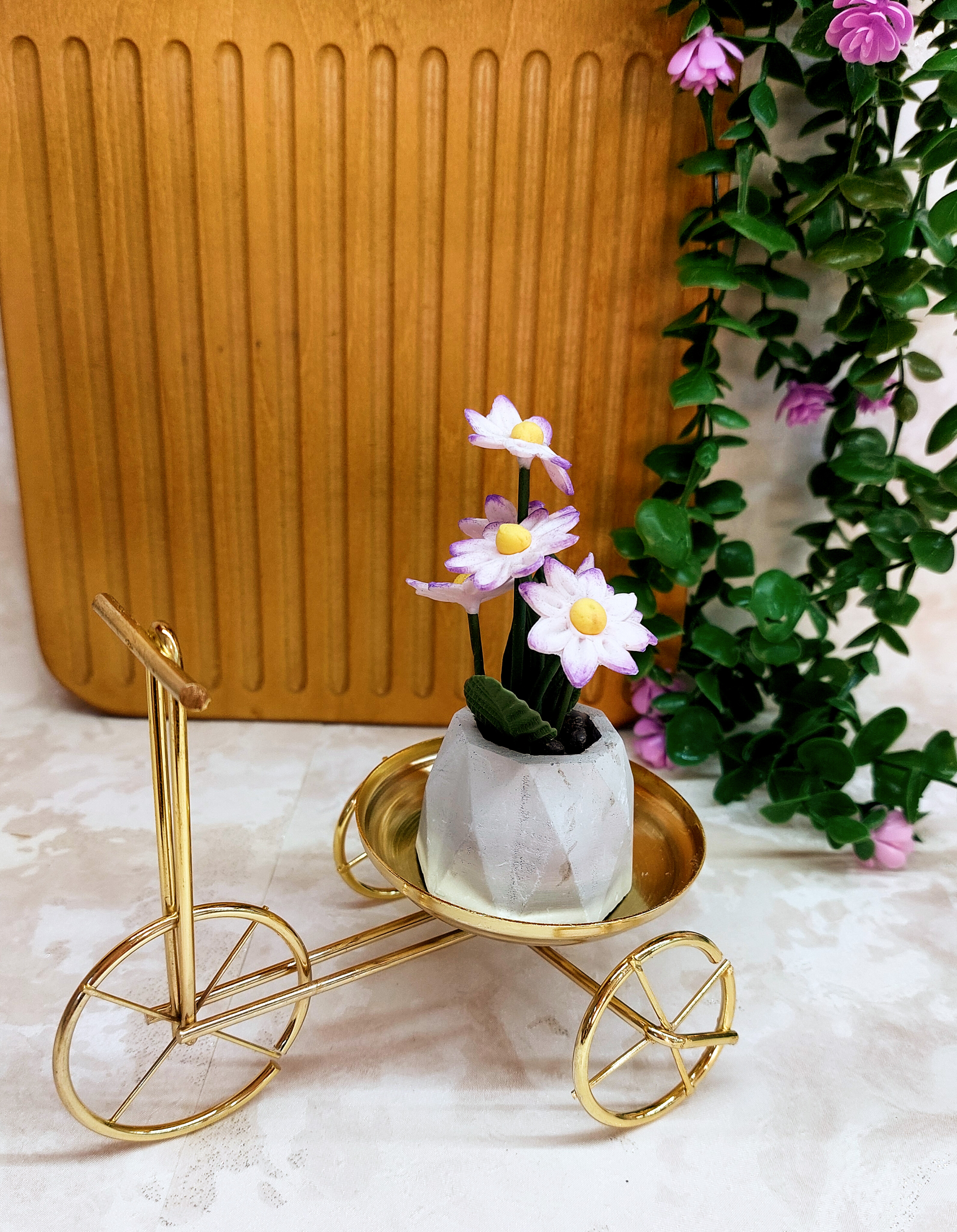 جای گلدان و شمع دکوراتیو دوچرخه